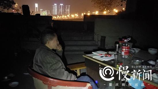 ҹ��������������ںڰ�����������