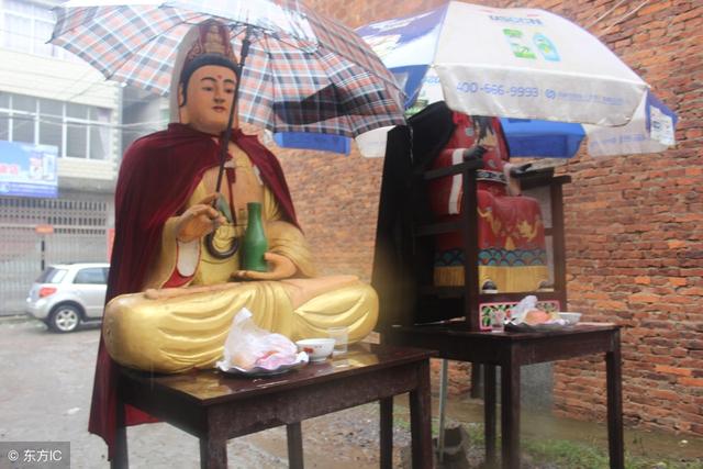 男子两次梦到彩票号,口误买错竟中1200万大奖!