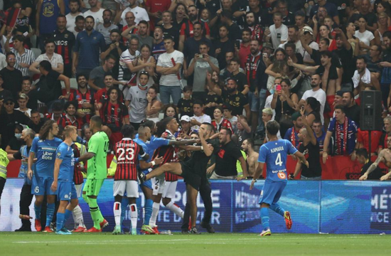 ��˹vs����������ն