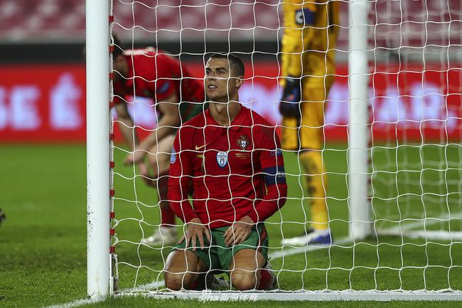 ������0-1����